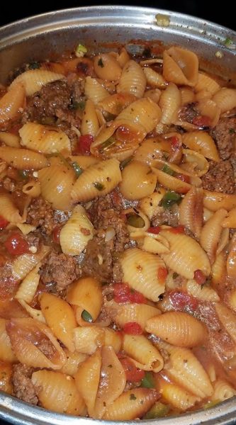 EASY MEXICAN PASTA SHELLS WITH GROUND BEEF