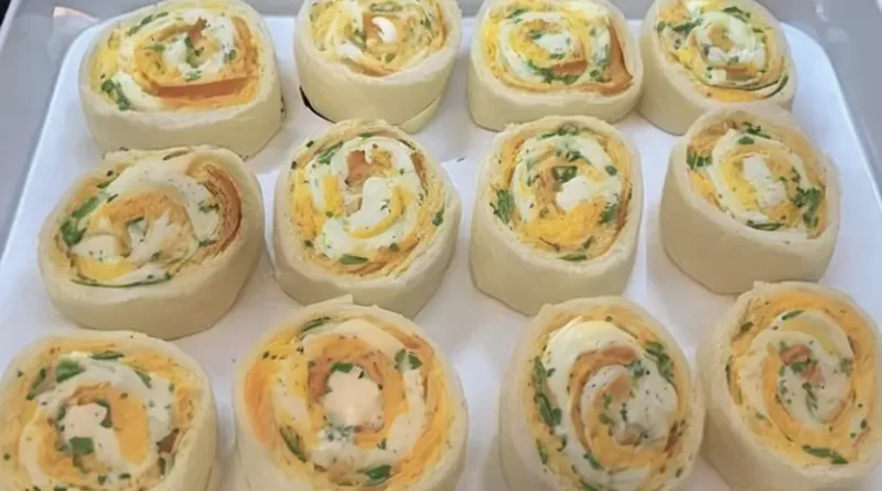 Breakfast Rolls with Egg, Cheese, and Sausage