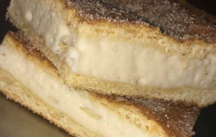 Cinnamon Churro Cheesecake Bars