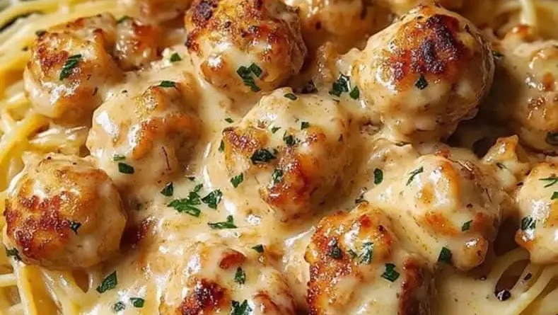 Garlic Butter Chicken Bites with Creamy Parmesan Pasta