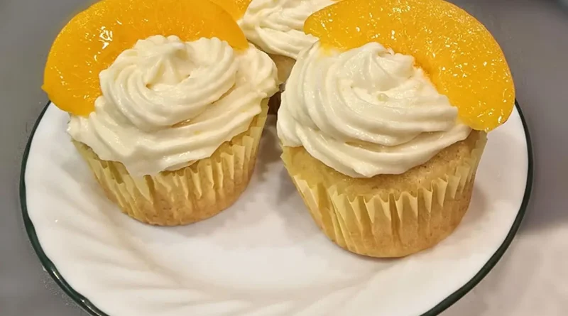 Honey Peach Cream Cheese Cupcakes