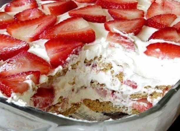 Strawberry Cream Cheese Icebox Cake