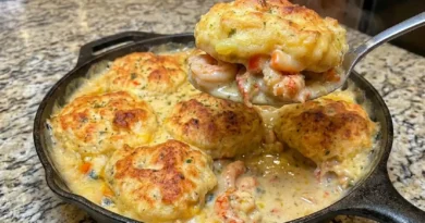 Cheddar Bay Biscuit Seafood Pot Pie Recipe