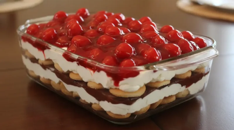 No-Bake Cherry Cheesecake Cookie Lasagna